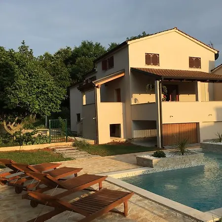 Holiday home Maver Forty Porec