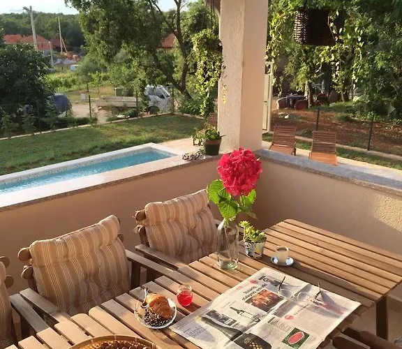Дом отдыха Holiday Home Veneta Пореч