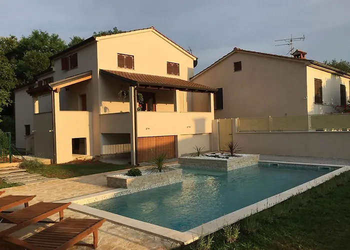 Holiday Home Veneta Пореч